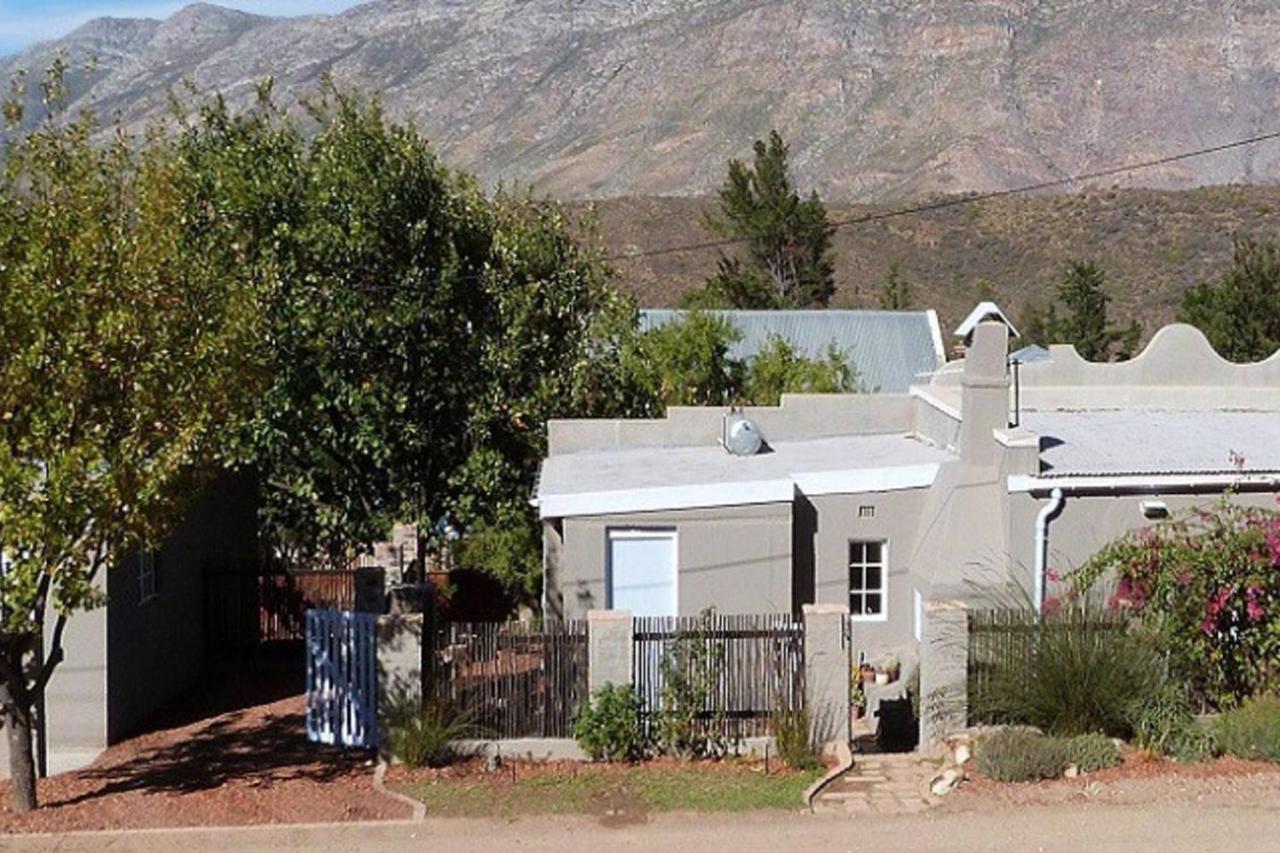 Cosy 6 Person Cottage With Mountain View Barrydale Luaran gambar